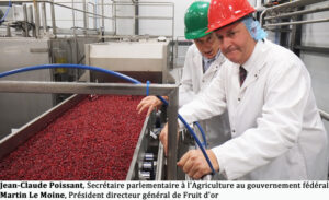 Jean-Claude Poissant, Secrétaire parlementaire à l'Agriculture au gouvernement fédéral Martin Le Moine, Président directeur général de Fruit d'or