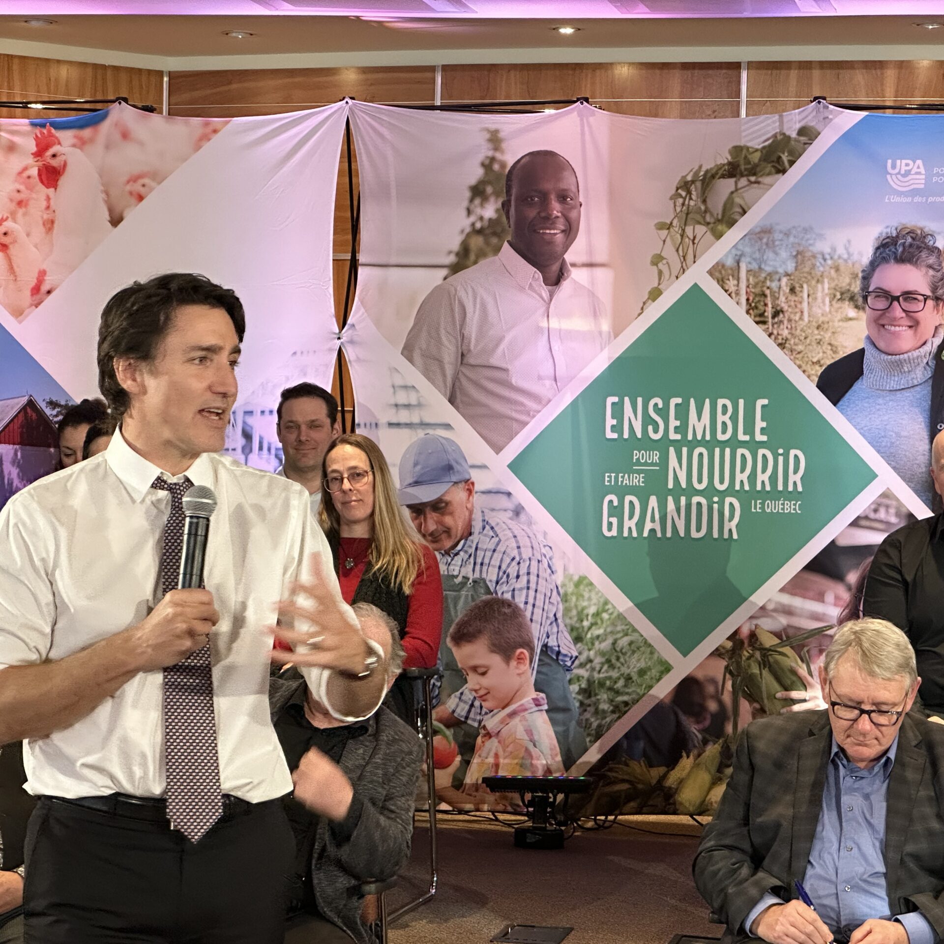 Agriculture : 10 questions à Justin Trudeau 8 41F39869 6ABB 40B9 A1E1 F63924FCCBA7 scaled